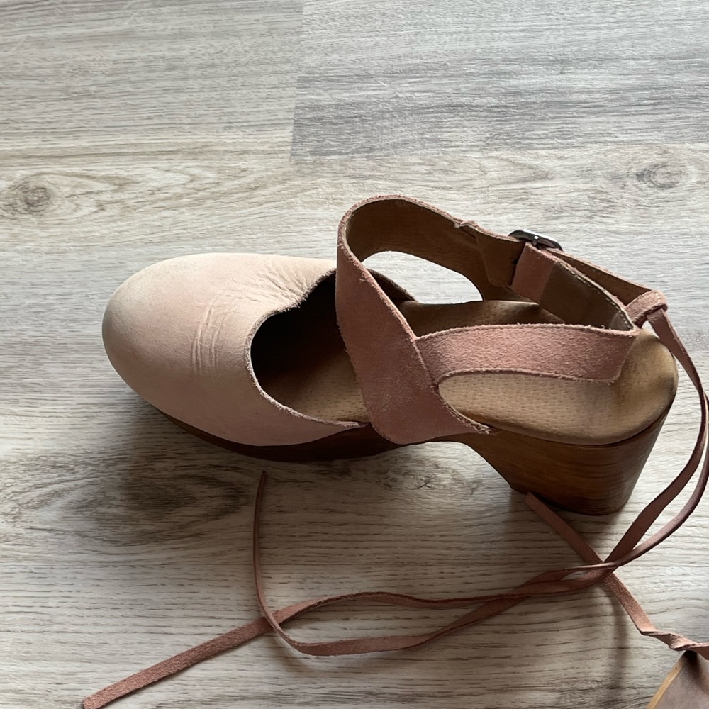 Free people clog sandals -Rose